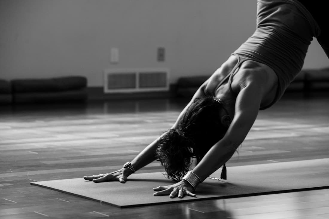 Back pain in Grand Cayman: when to rest, when to move
