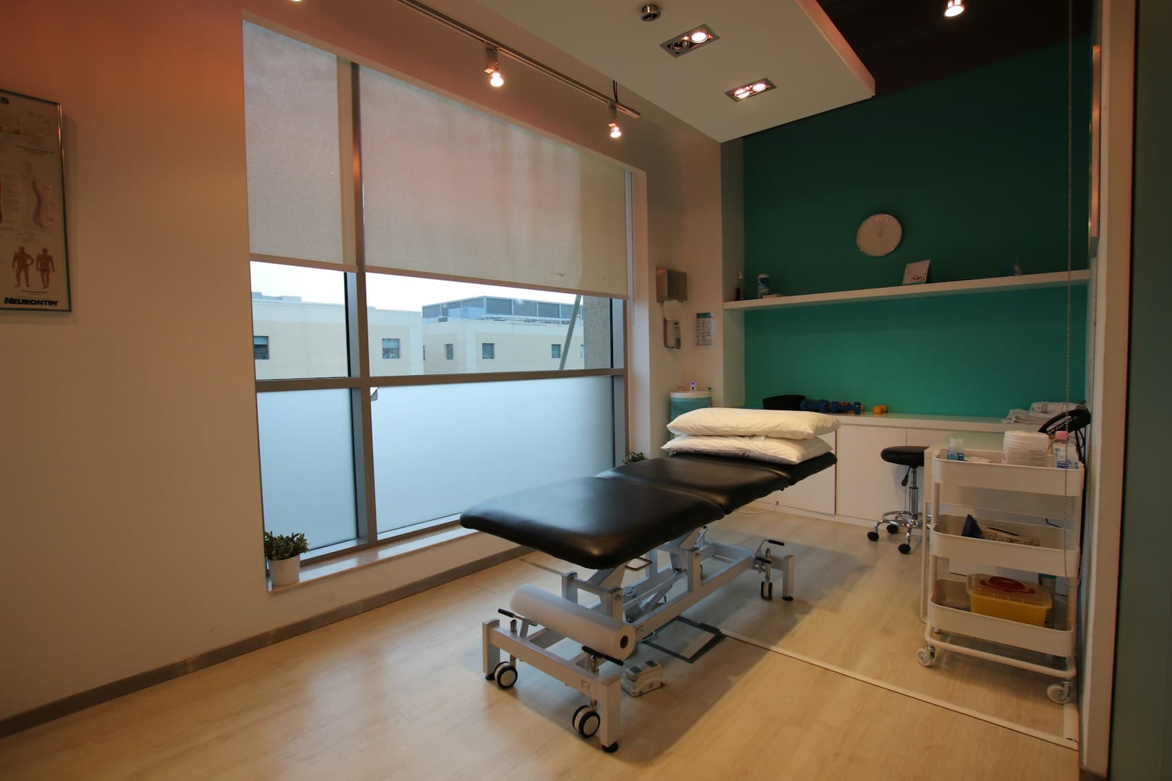 A Rehoboth clinician working with a patient during a rehabilitation session